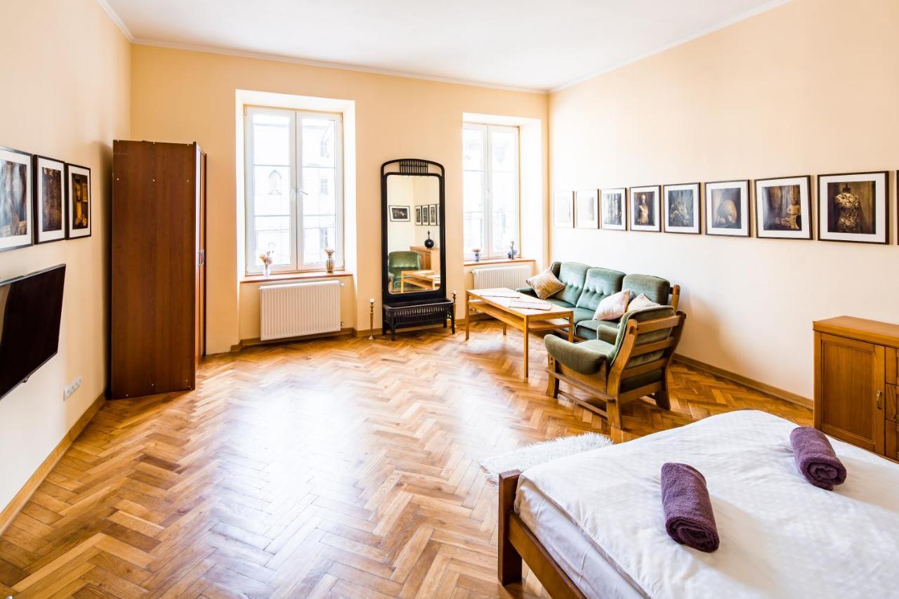 Romari Ставропігійська Apartment Lviv Luaran gambar